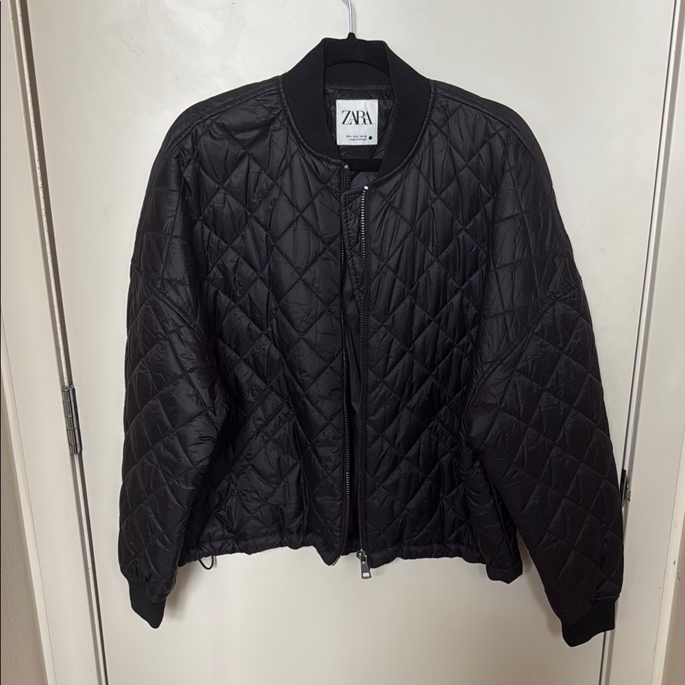Zara Women's Black Quilted Jacket